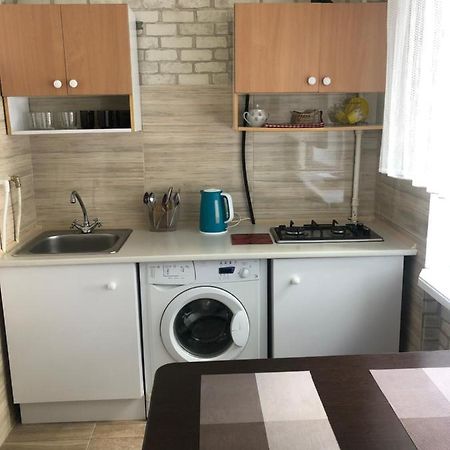 Kyiv Apartment In Pechersk On Oleksandra Kopylenko ภายนอก รูปภาพ