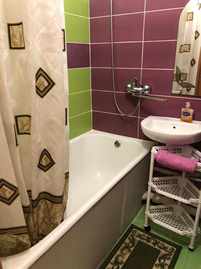 Kyiv Apartment In Pechersk On Oleksandra Kopylenko ภายนอก รูปภาพ